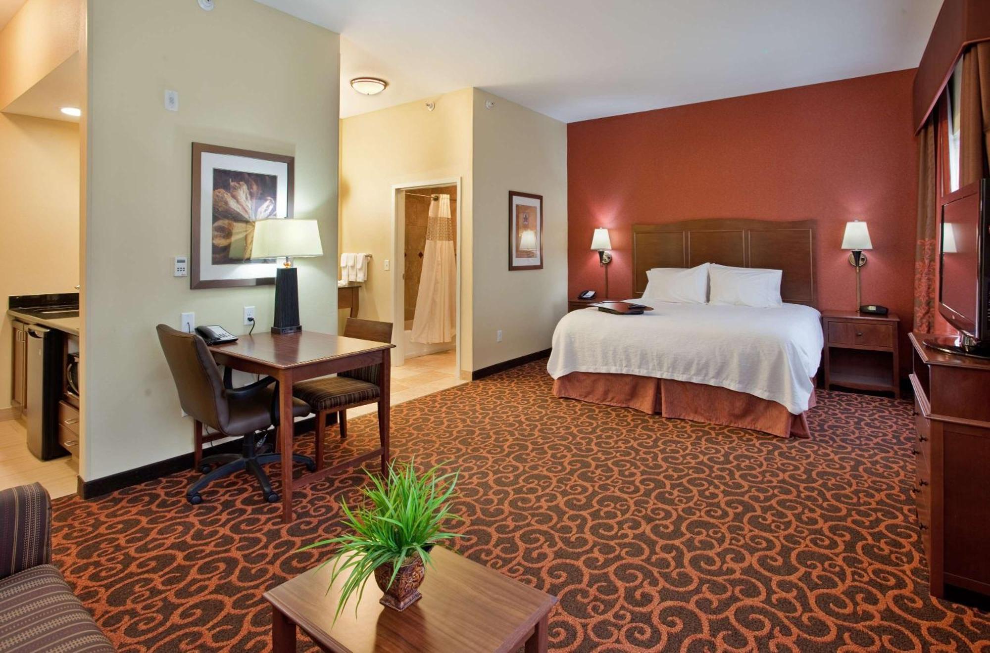 Hampton Inn & Suites Абердин Экстерьер фото