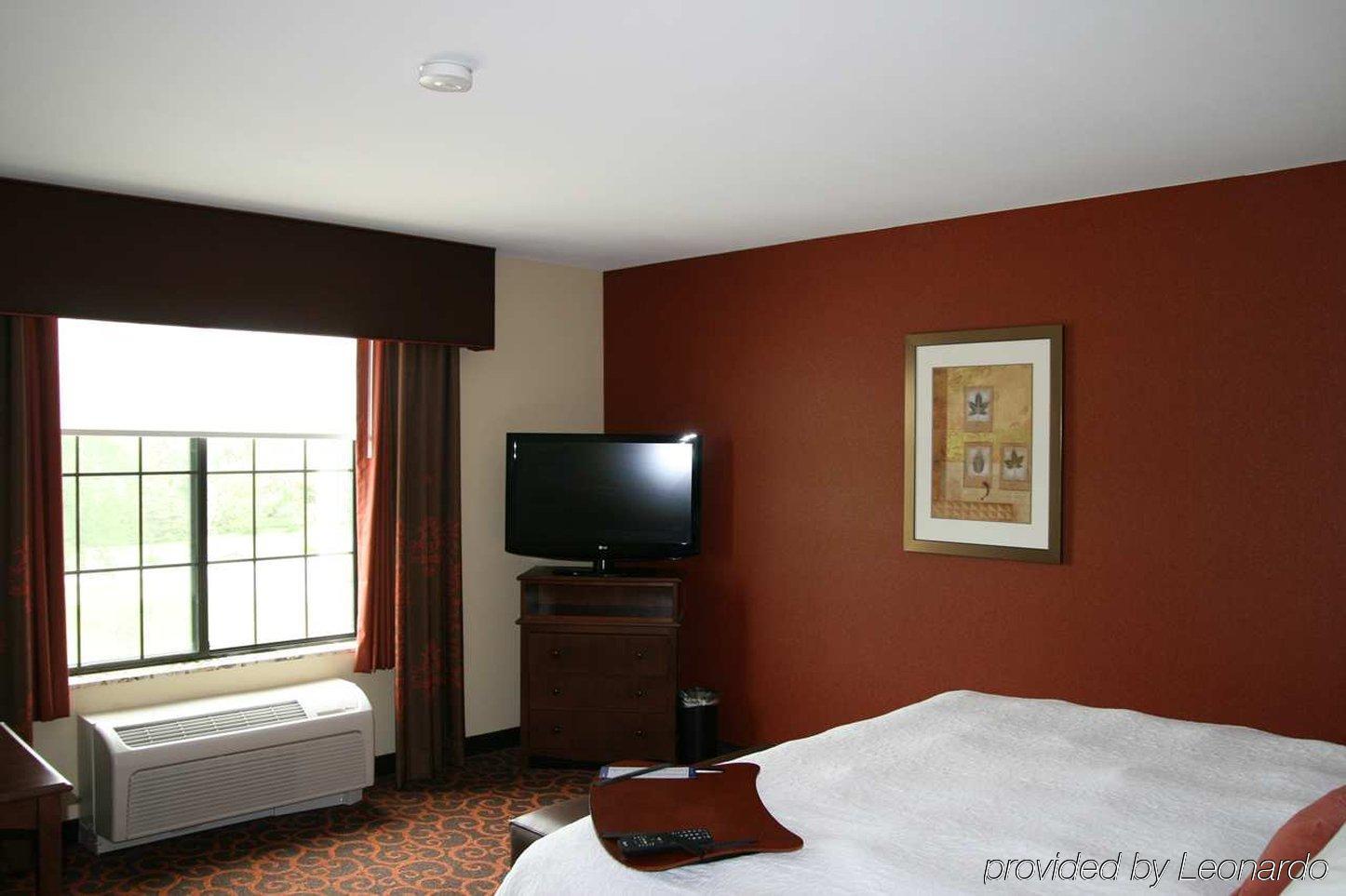 Hampton Inn & Suites Абердин Экстерьер фото